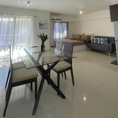 The Premier Suite Мактан Екстериор снимка