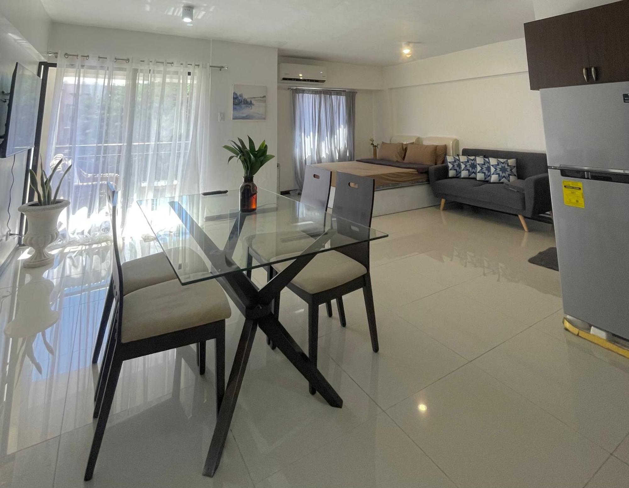 The Premier Suite Мактан Екстериор снимка