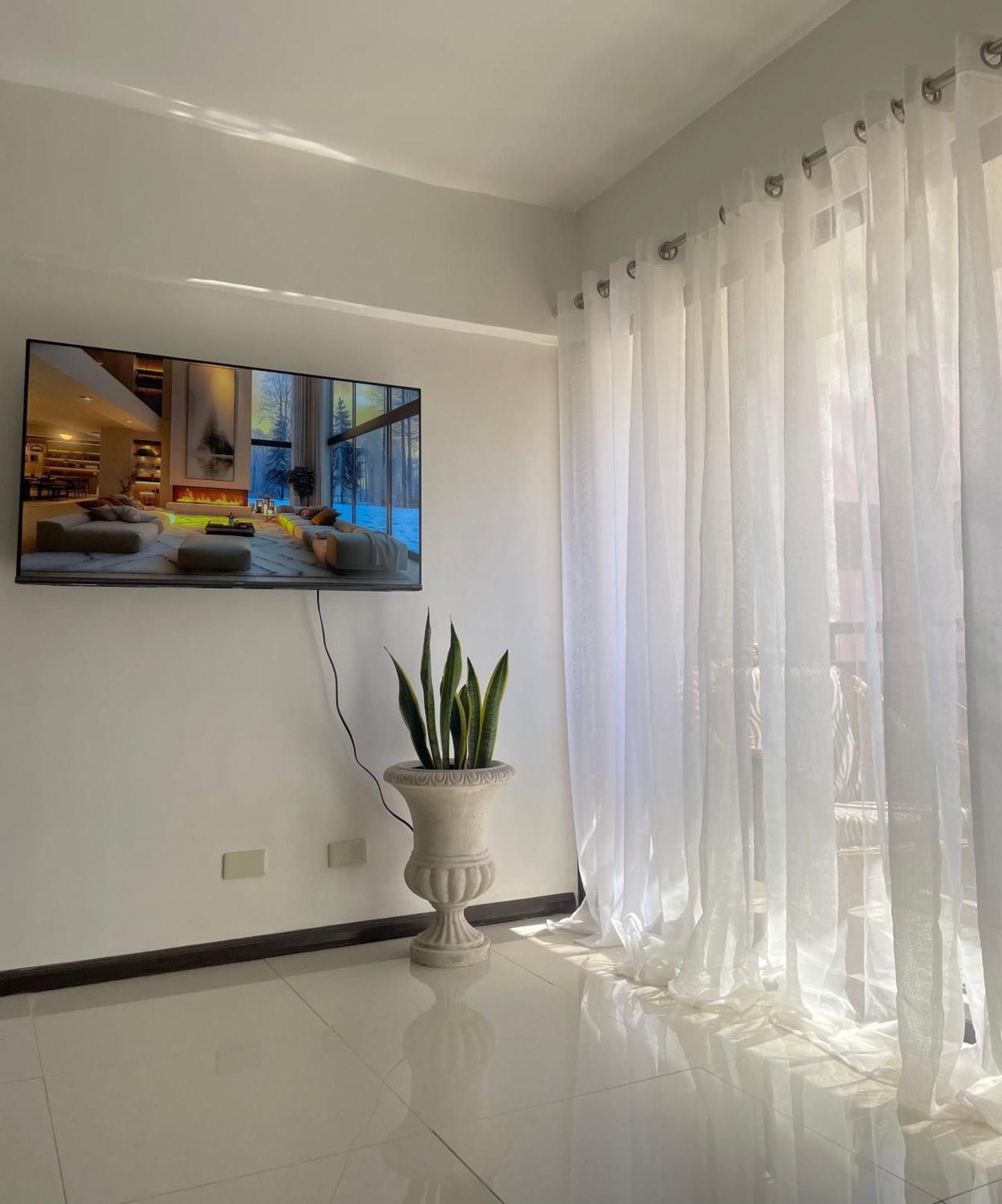 The Premier Suite Мактан Екстериор снимка